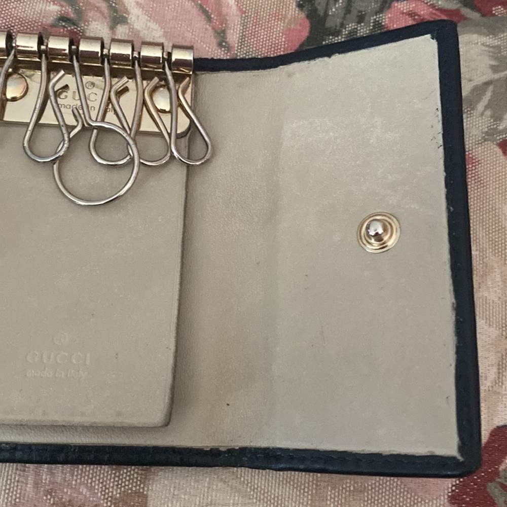 Authentic GUCCI GUCCISSIMA Heart Key Case Excellent Condition + - Picture 7 of 11